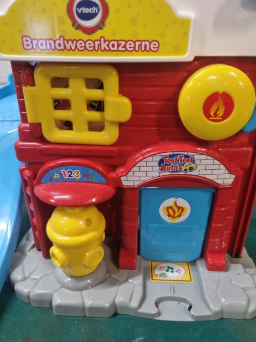 brandweerkazerne vtech met auto, Ophalen of Verzenden, 'T Olde Gre-j, Info@toldegrej.nl, Endepoelstraat 20f Didam