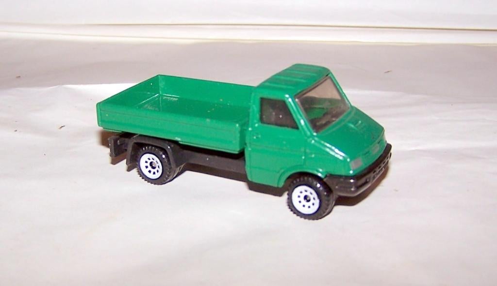 SIKU Iveco Daily model. Nieuwstaat., Ophalen of Verzenden, Nieuw, Bus of Vrachtwagen