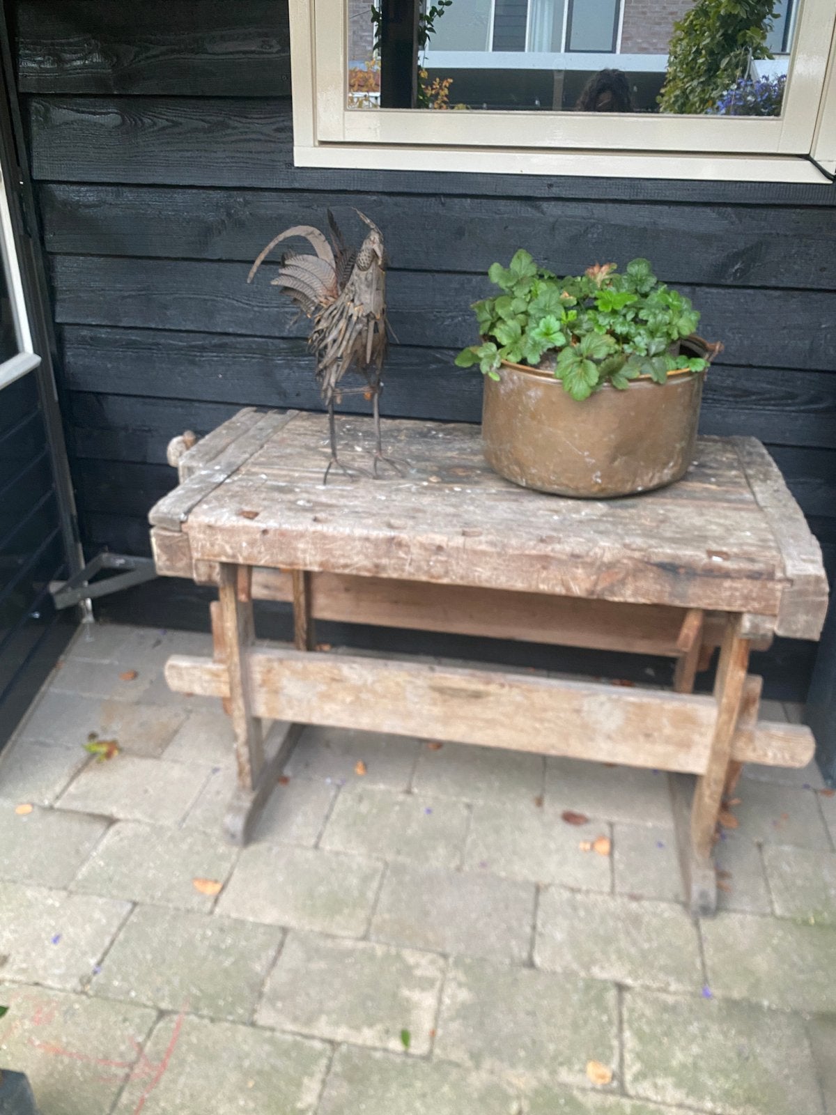 Foto 7 van Antieke timmermans werkbank met bankschroef