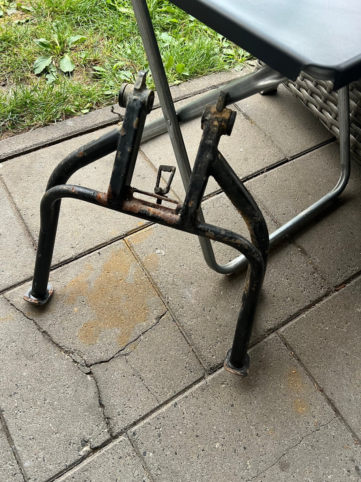 Middenbokstandaard KTM Adventure 950/990, Motoren, Onderdelen | Overige, Ophalen of Verzenden, Gebruikt
