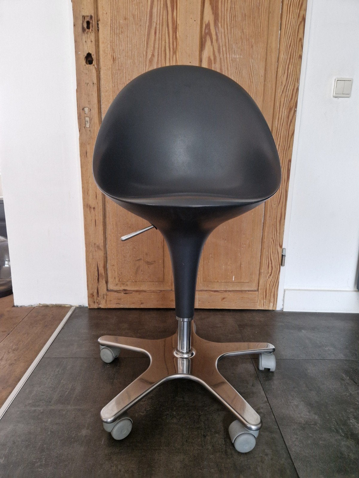 design stoel Maggis Bombo chair made in Italy, Huis en Inrichting, Stoelen, Ophalen, Gebruikt, Metaal, Eén