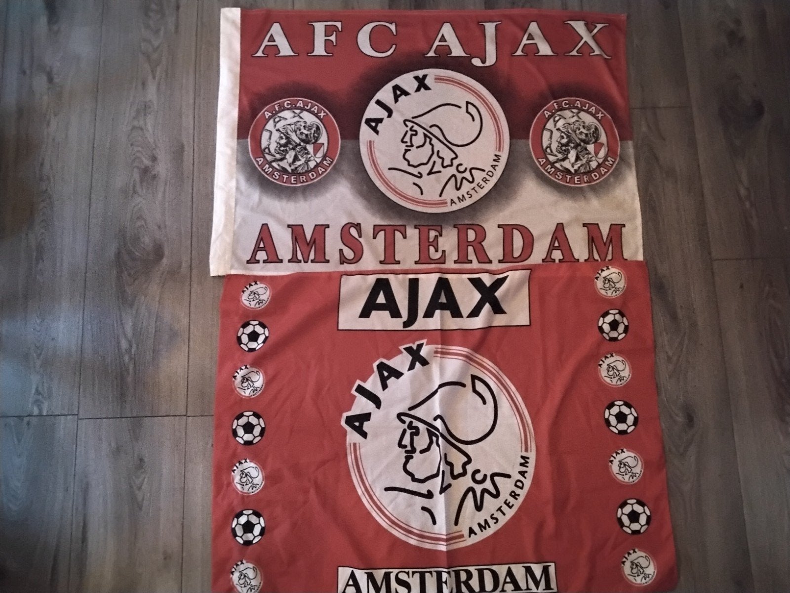 2 ajax vlaggen, Verzamelen, Ophalen of Verzenden, Zo goed als nieuw, Ajax, Overige typen