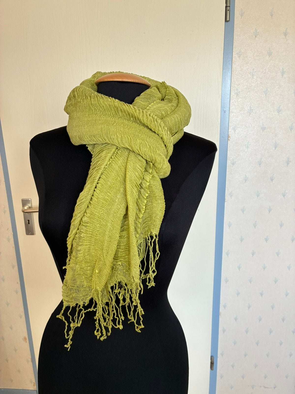 040 Nieuwe sjaal van Sandwich groen, Verzenden, Nieuw, Maat 46/48 (XL) of groter, Sjaal