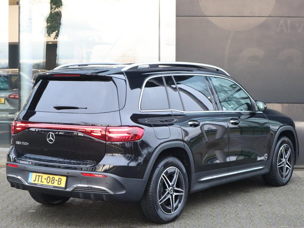 Mercedes-Benz EQB 250+ Business Solution AMG 71 kWh, Auto's, Mercedes-Benz, 2005 kg, 445 min, Origineel Nederlands, 490 km