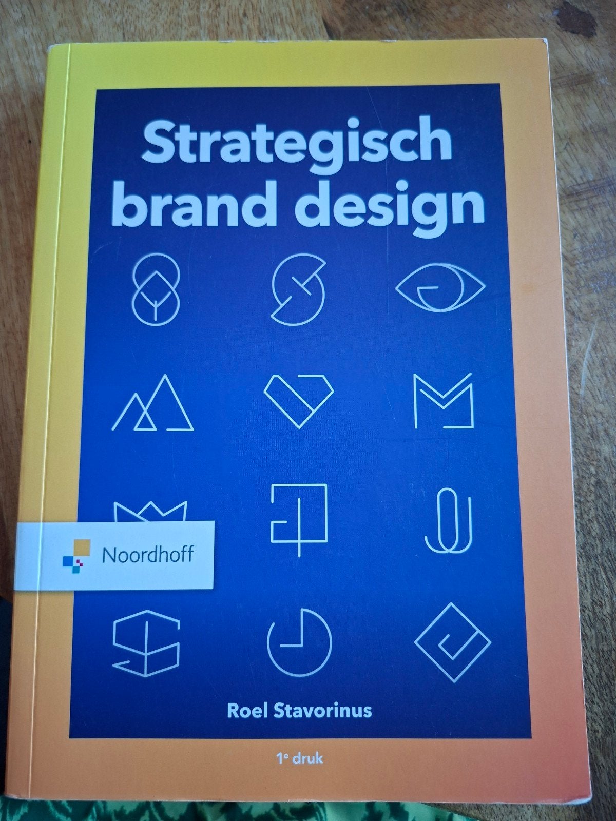 Strategisch Brand Design HBO Business Studies, Boeken, Studieboeken en Cursussen, Ophalen of Verzenden, Zo goed als nieuw, HBO
