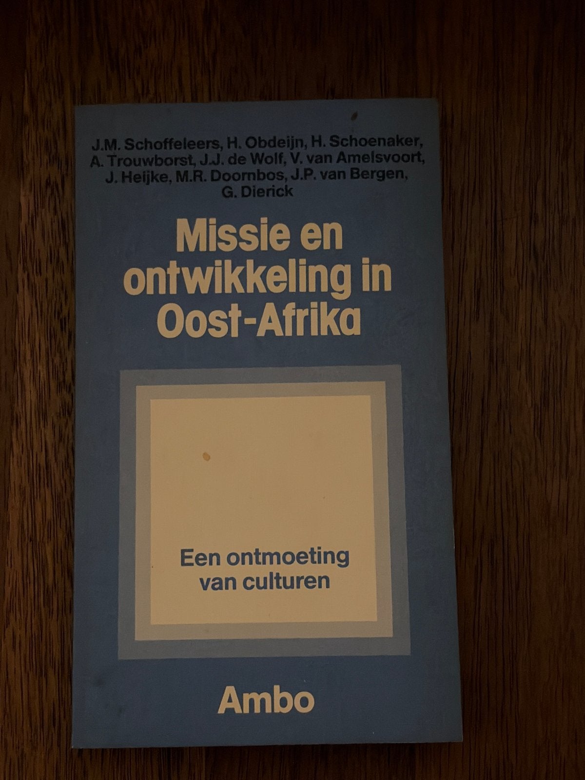 Missie en ontwikkeling in Oost-Afrika, Ophalen of Verzenden, 20e eeuw of later, Gelezen