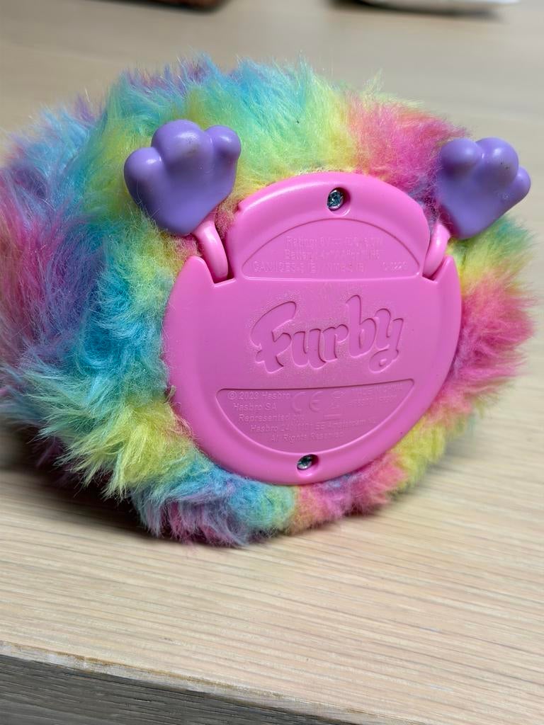 Hasbro Furby Tie Dye Nederlandstalig Interactief pratend, Ophalen of Verzenden, Zo goed als nieuw, H, H
