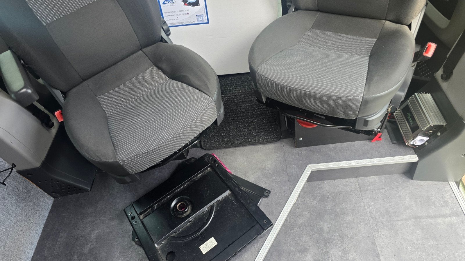Draaiplateau / draaischijf / draaistoel camper Ducato Boxer, Ophalen of Verzenden, Zo goed als nieuw