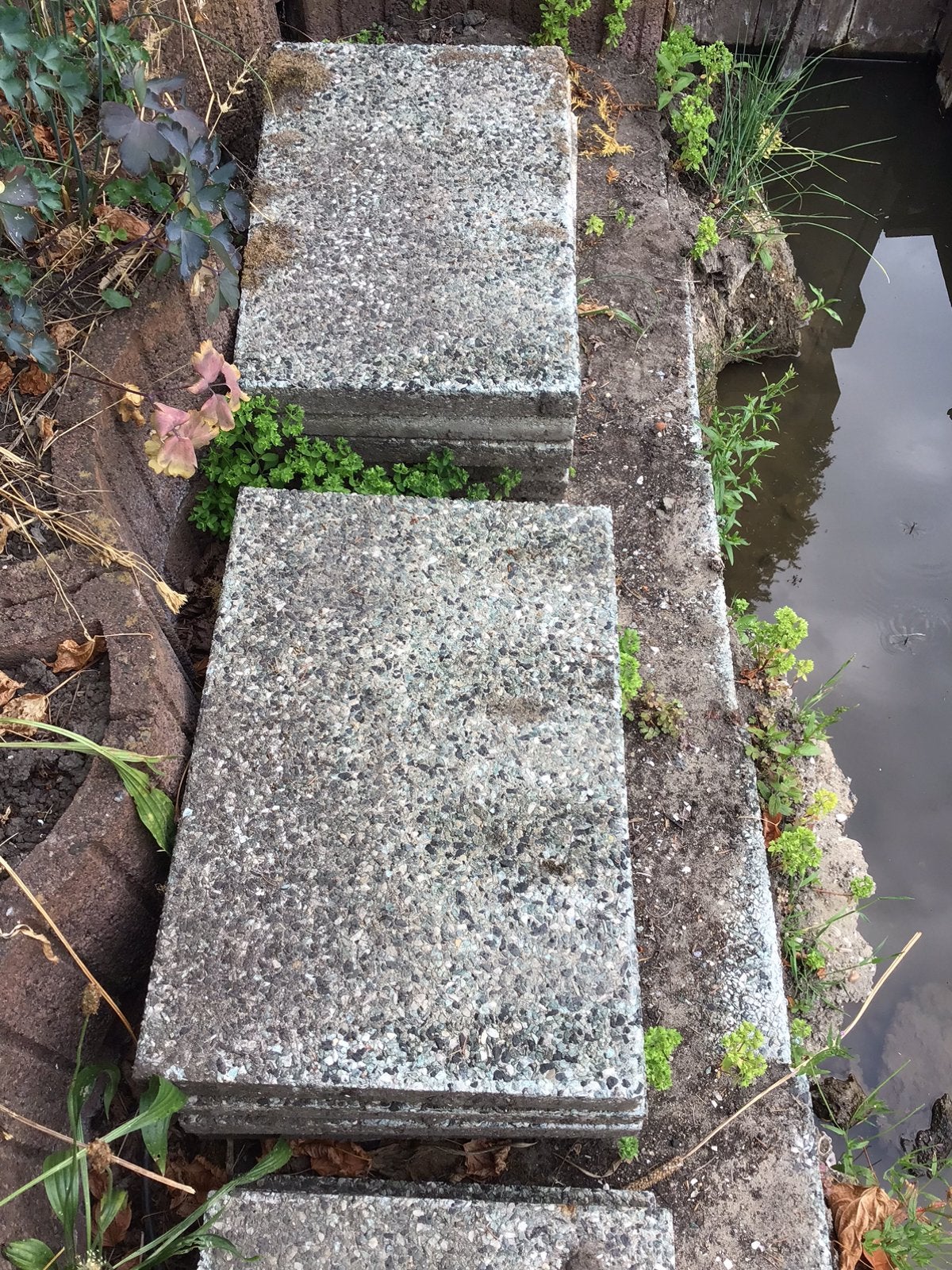 Grindtegels 26 stuks, Ophalen, Zo goed als nieuw, Beton, Terrastegels