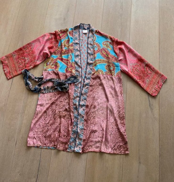 Kimono zijde one size, Ophalen of Verzenden, Zo goed als nieuw, Maat 38/40 (M)