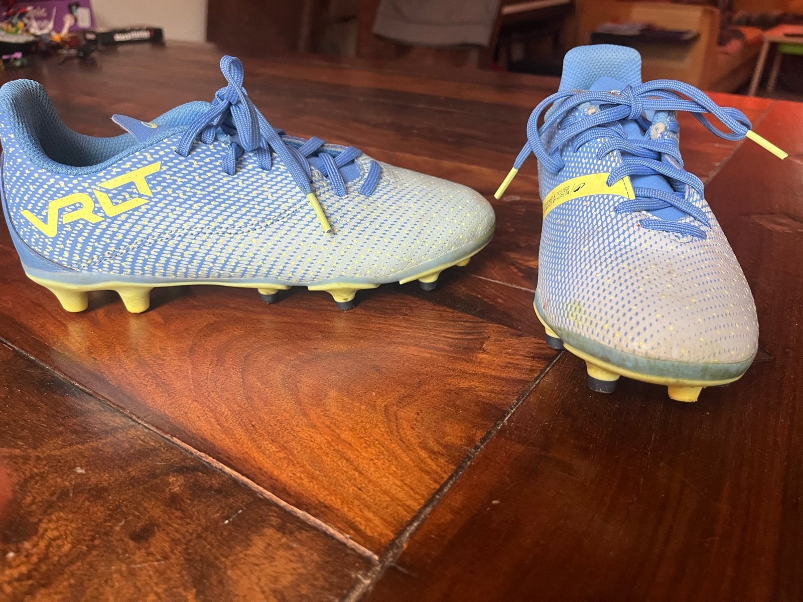 Voetbalschoenen maat 35, gebruikt, Maat XS of kleiner, Ophalen of Verzenden, Gebruikt, Schoenen