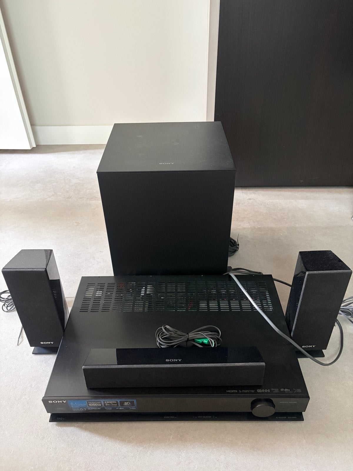 Sony Home Cinema Set met Blu-ray speler en 5.1 geluid, Ophalen, Gebruikt, Blu-ray-speler, 70 watt of meer