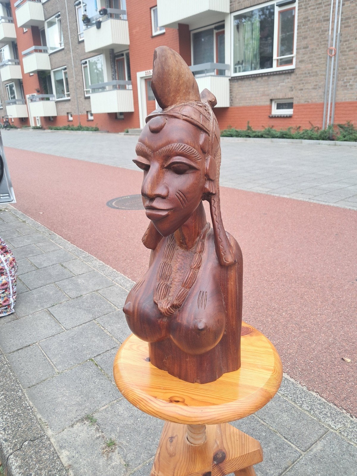 buste, Ophalen, Houtsnijwerk, Brutalistisch, Handgemaakt