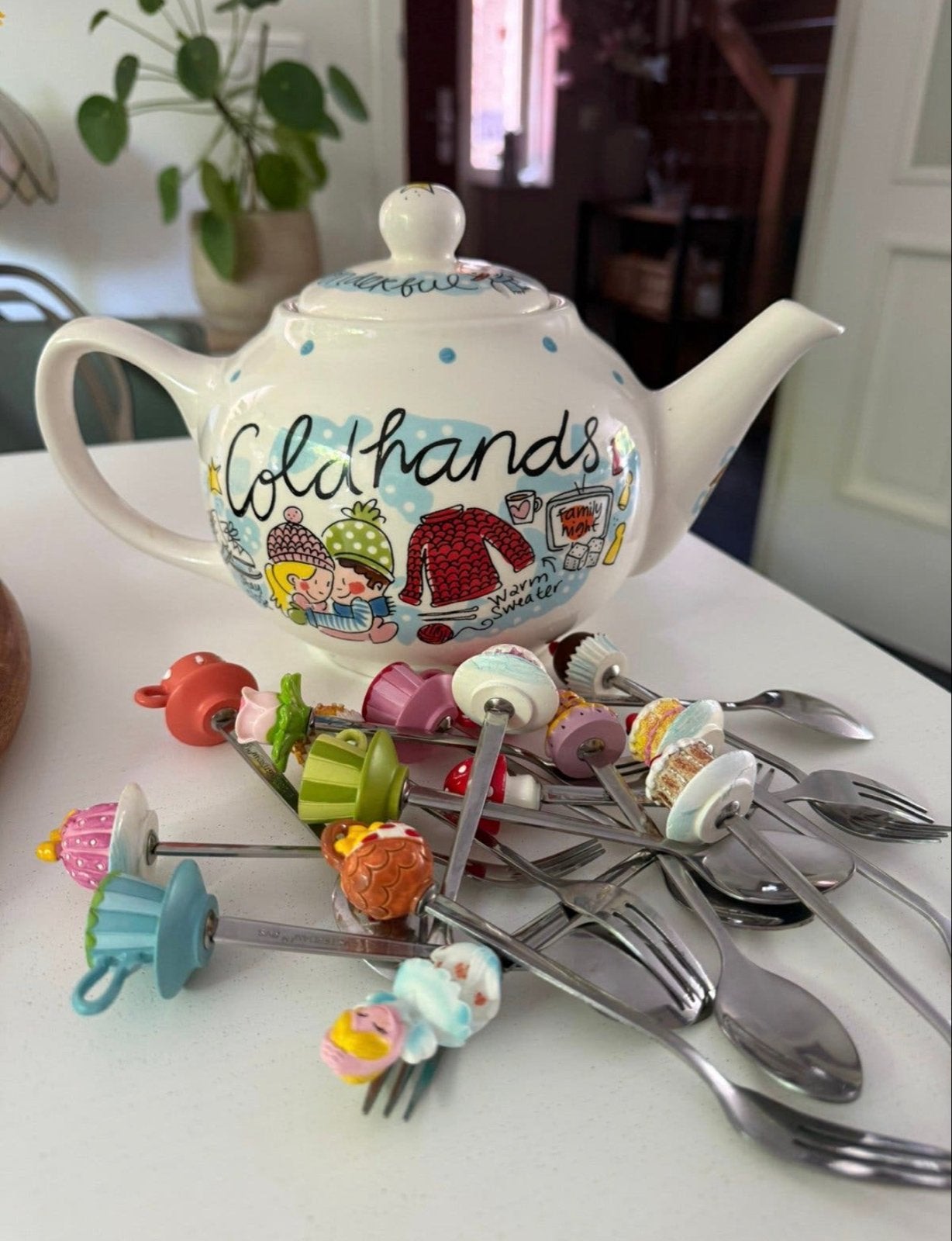 Blond Amsterdam theepot met lepeltjes vorkjes, Gebruikt, Steen/keramiek, Meerkleurig, Overige merken