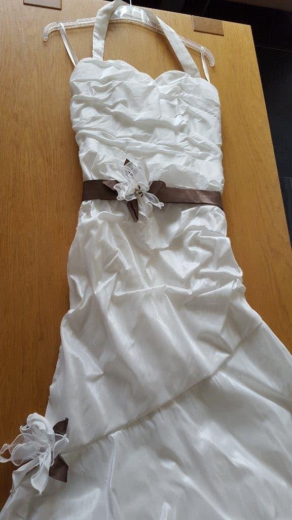 Trouwjurk Vera Bride, halter, strak model incl torselet, Trouwjurk, Wit, Ophalen of Verzenden, Zo goed als nieuw