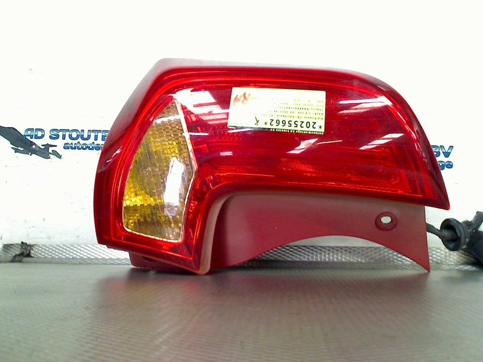 Achterlicht Rechts Kia Picanto (TA) 2016 924021y0, Auto-onderdelen, Verlichting, Info@kia.de, Kia Deutschland GmbH, Gebruikt, Theodor-Heuss-Allee 11, Frankfurt am Main 60486, , Duitsland