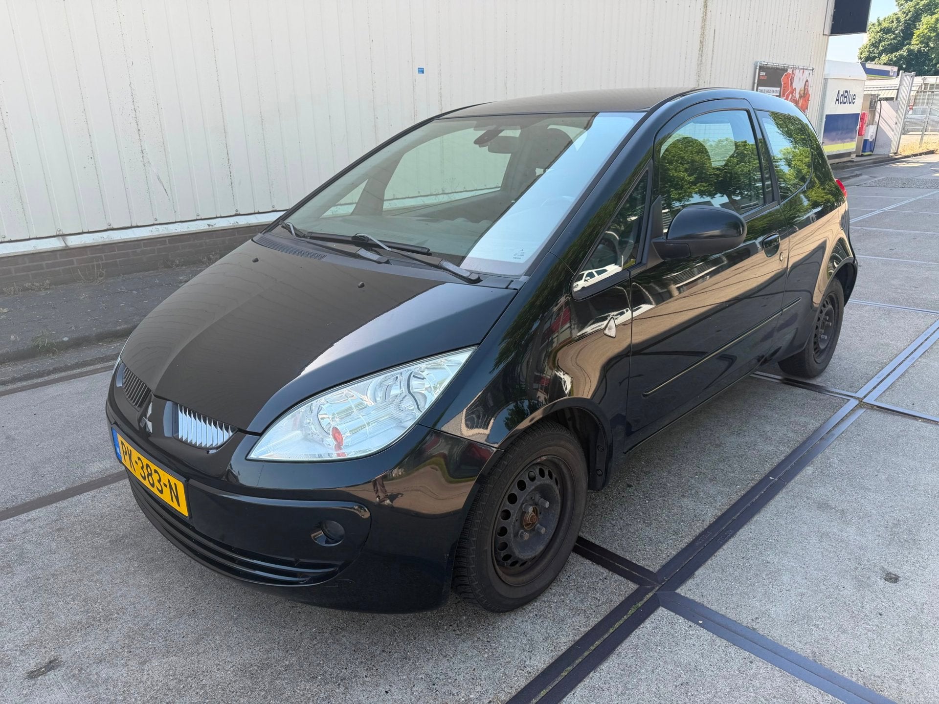 Mitsubishi Colt 1.1 CZ3 nieuwe apk airco, Auto's, Gebruikt, Bedrijf, Handgeschakeld, 915 kg