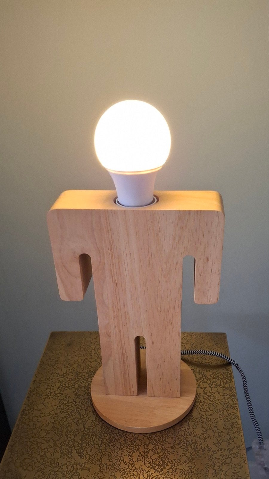 Houten tafellamp man, Scandinavisch, Overige merken, Overige kleuren, Met stekker