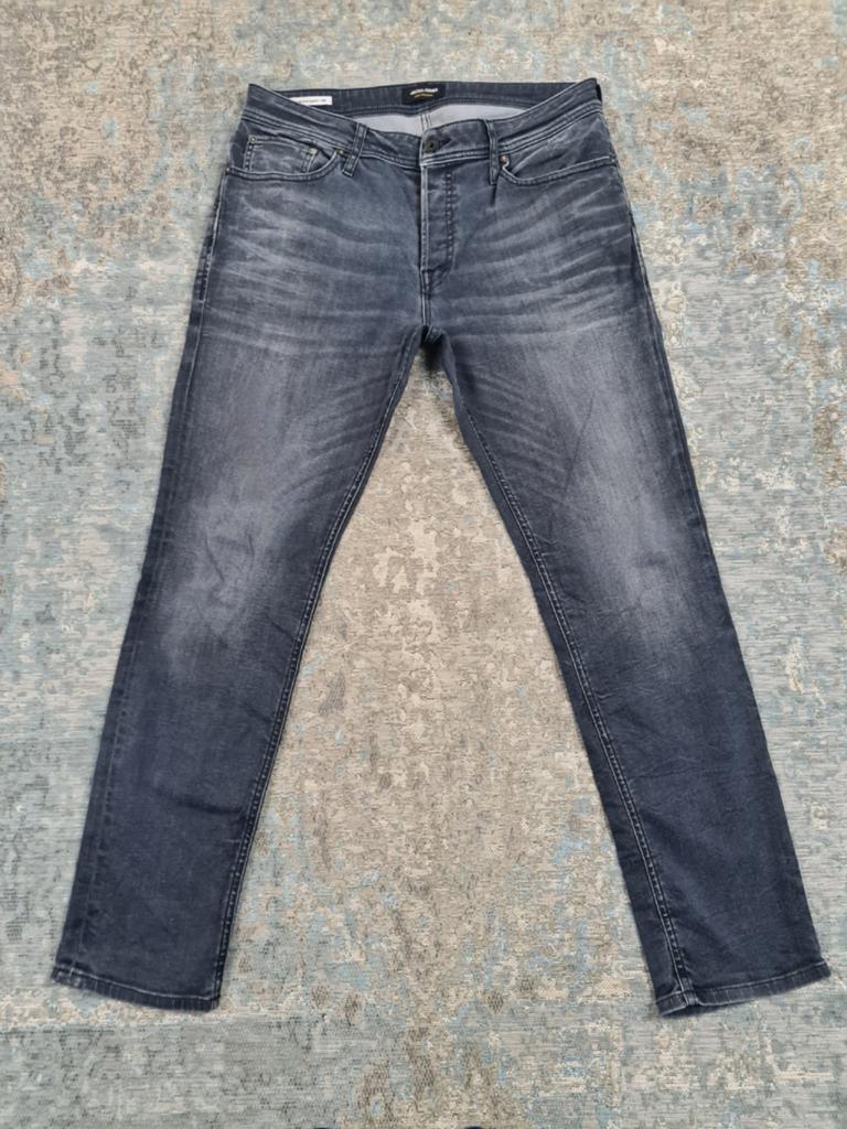 Jack and Jones TIM W34 L32 Slim Straight STRETCH Bronno3432, Kleding | Heren, Spijkerbroeken en Jeans, https://support.jackjones.com/hc/nl-nl/articles/10628750393745-Hoe-kan-ik-contact-opnemen