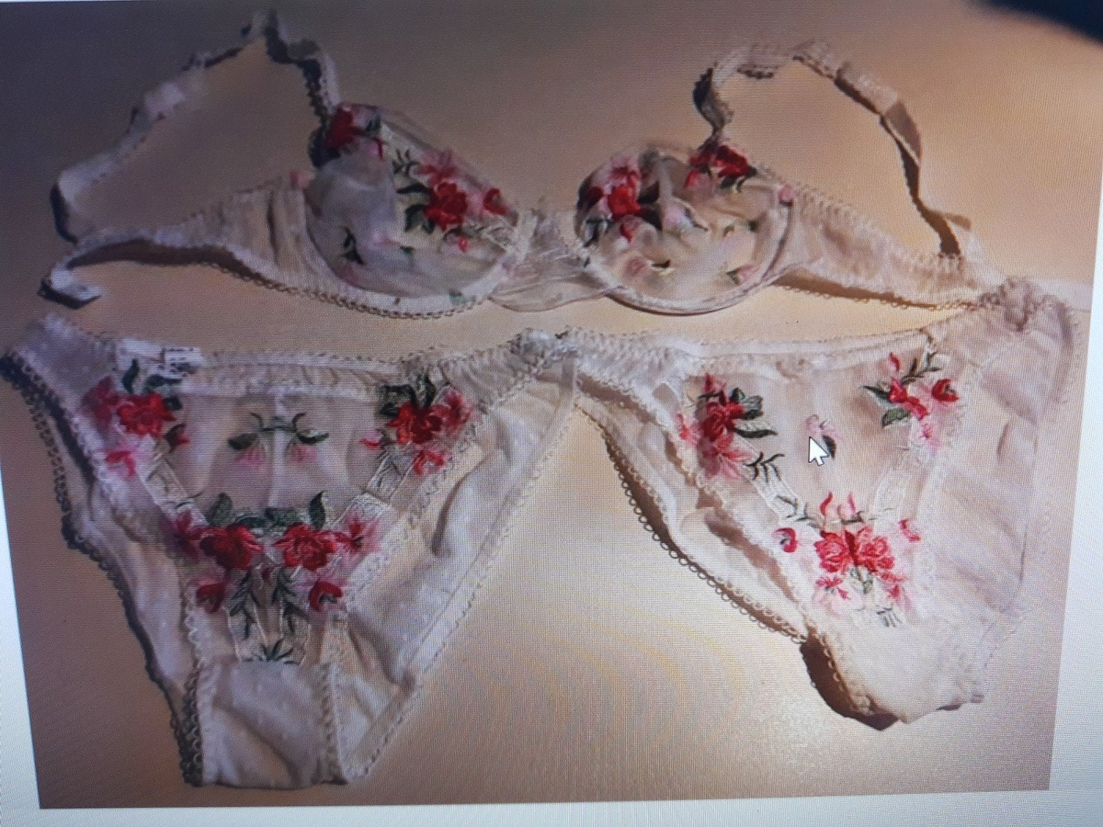 Romantisch setje BH 75C en 2 slips maat 38, Ophalen of Verzenden, Wit, Setje