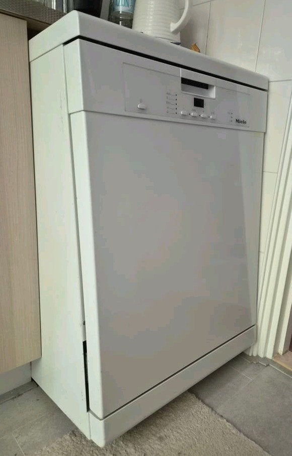 Miele vaatwasser, Ophalen, Niet werkend, 60 cm of meer, Minder dan 85 cm
