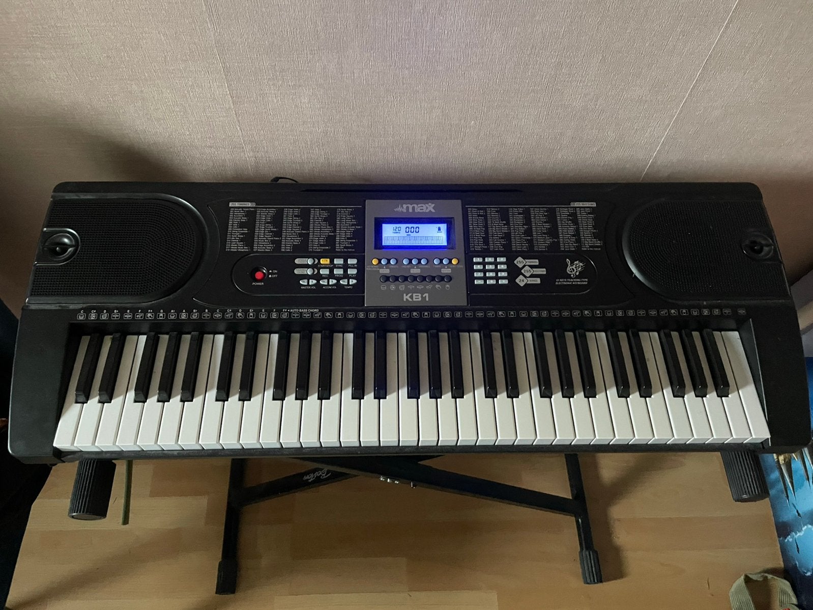 MAX KB1 Electronic Keyboard – 61 toetsen, Ophalen, Zo goed als nieuw, 61 toetsen, Overige merken