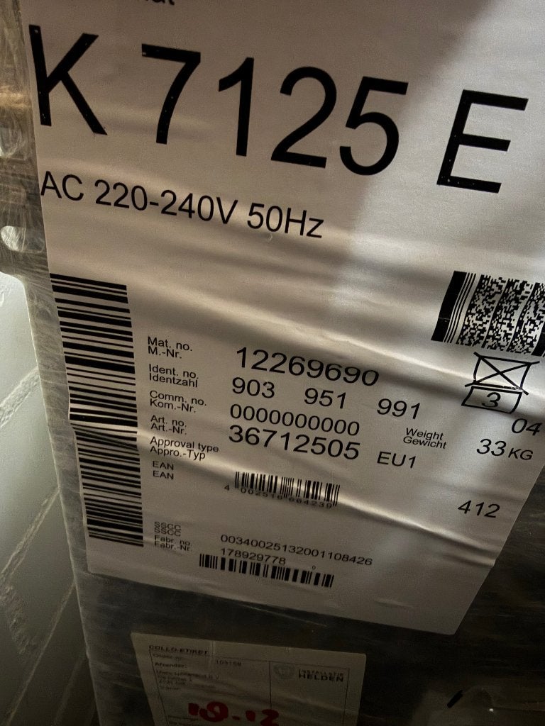 Miele inbouw koelkast type K 7125 E, Zonder vriesvak, 100 tot 150 liter, Nieuw, 45 tot 60 cm