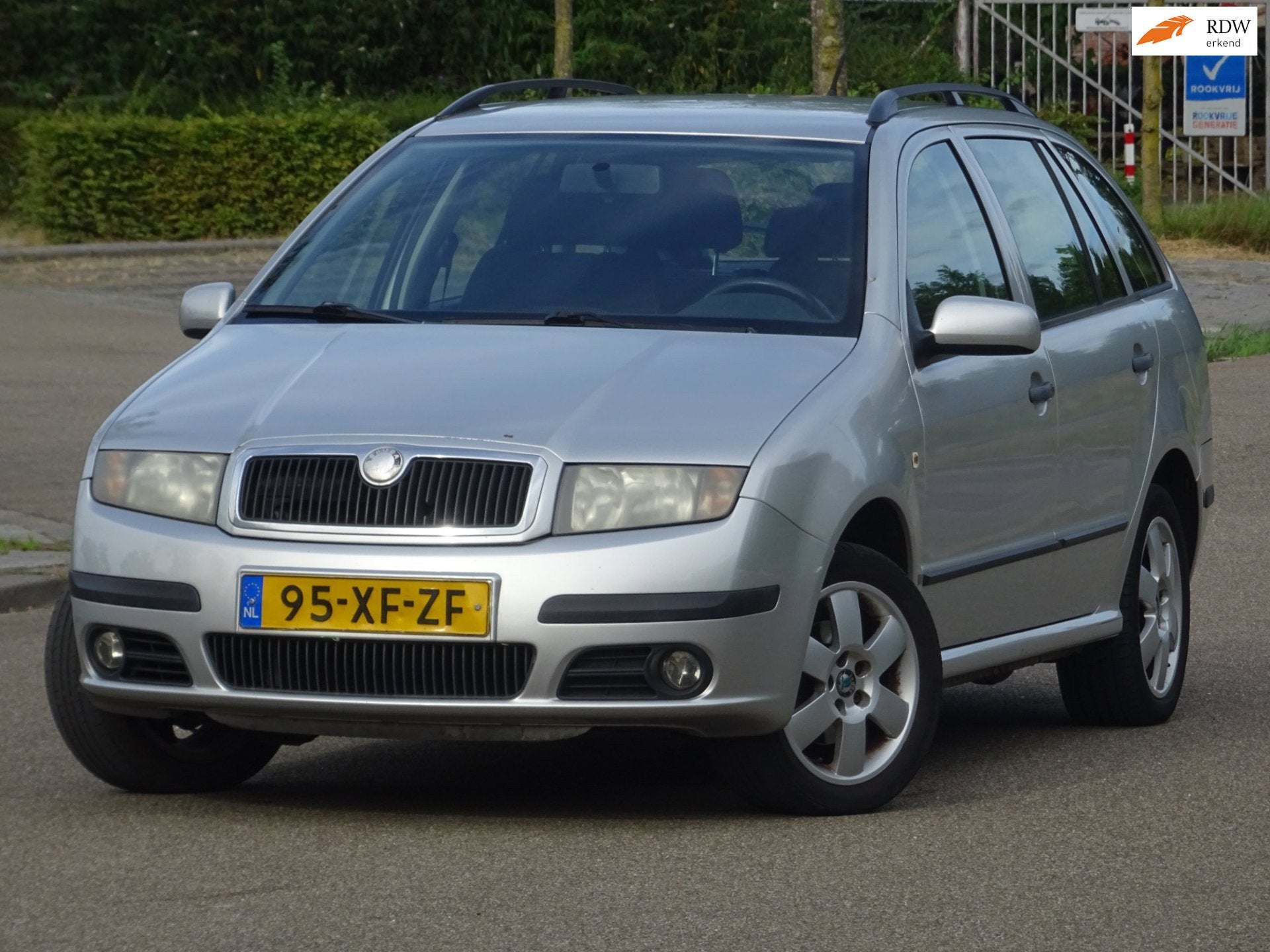 Skoda Fabia Combi 1.4-16V Equipe plus BJ2007 NAP/AIRCO/APK, Auto's, Skoda, Voorwielaandrijving, Traction-control, Gebruikt, 4 cilinders
