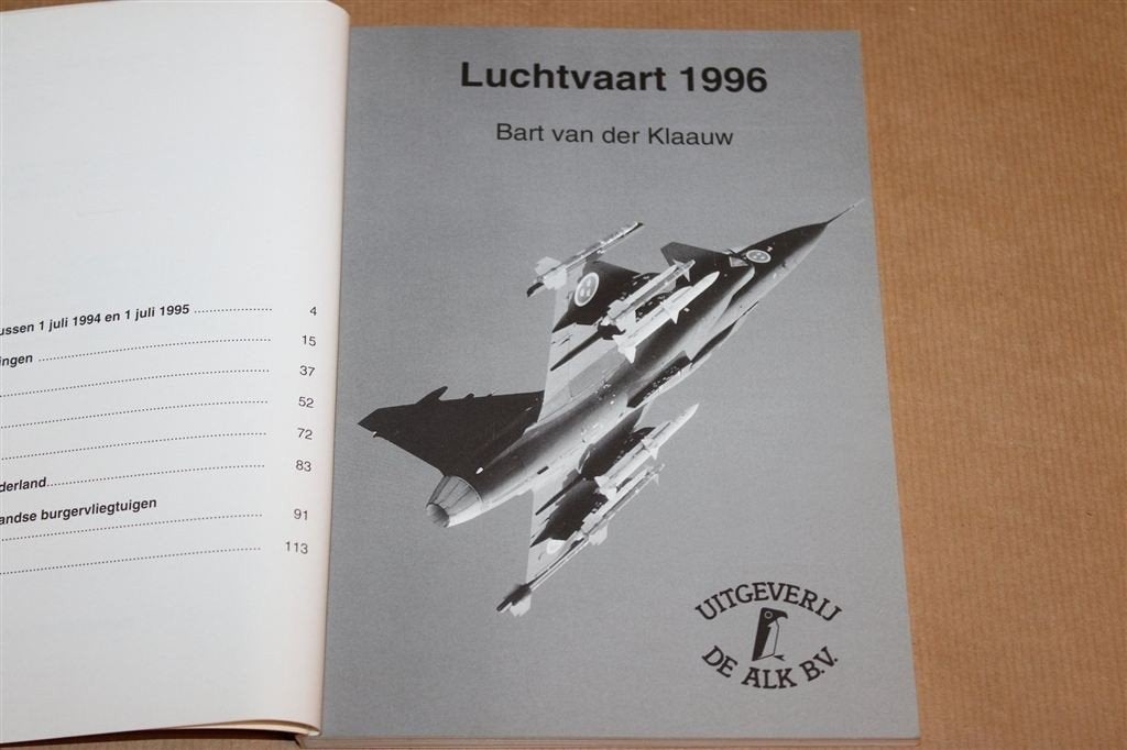 Luchtvaart 1996 — Boeing 777, SR-71, Apache & Meer, Verzamelen, Schaalmodel, -, -, Ophalen of Verzenden