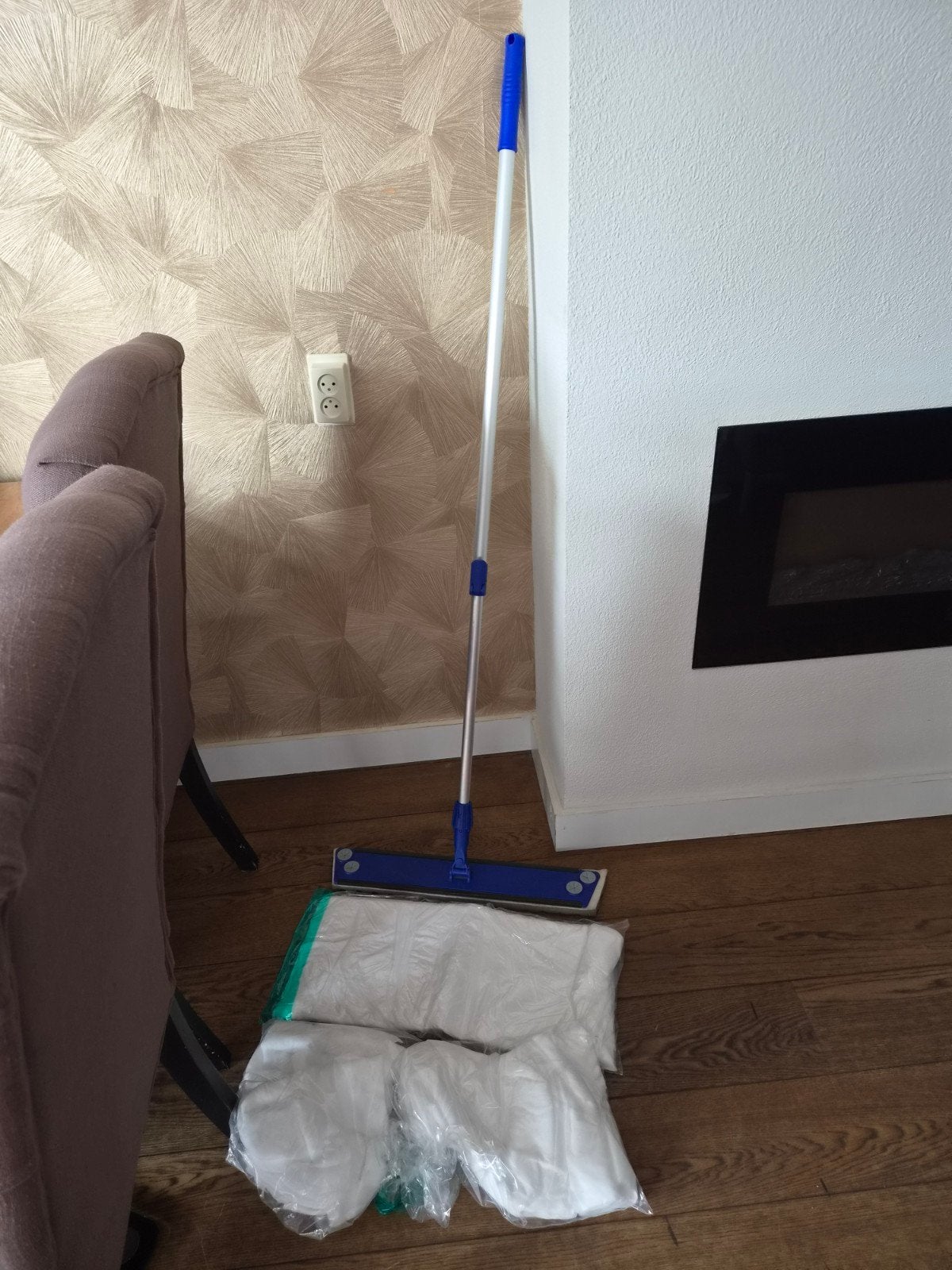 Stofwisser professioneel met wisdoeken., Ophalen