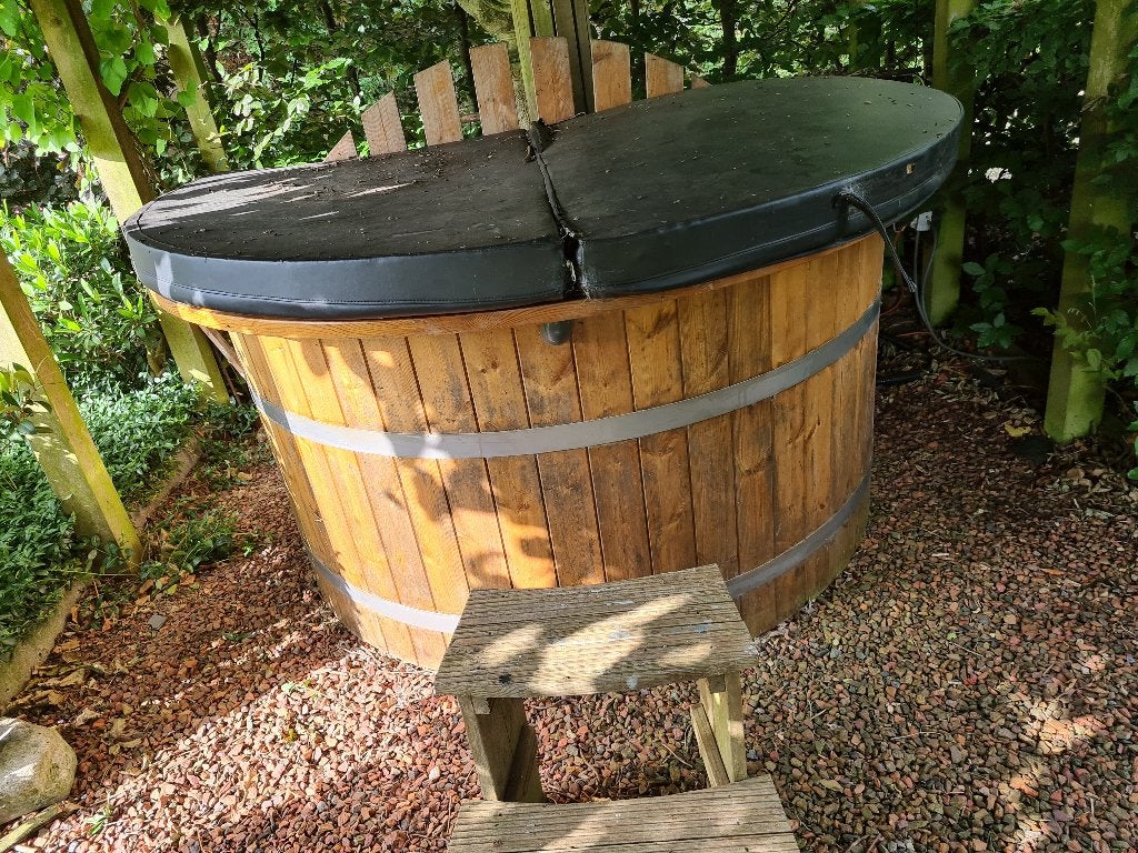 hout gestookte hot tube, Ophalen, Gebruikt