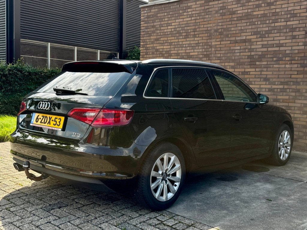 Audi A3 Sportback 1.4 TFSI 5 Deurs Navi Clima Trekhaak, Auto's, Audi, Voorwielaandrijving, 125 pk, Gebruikt, Euro 6