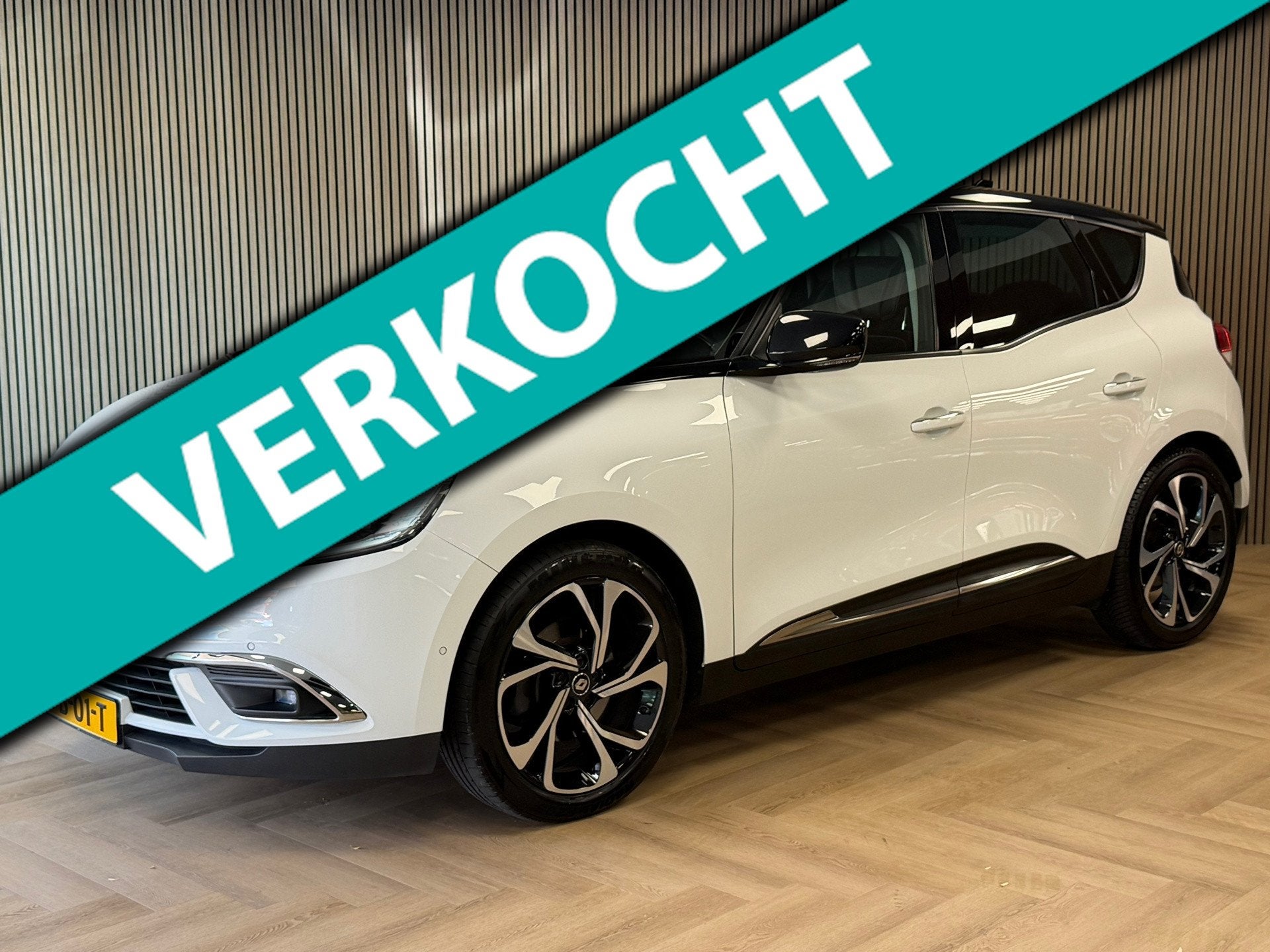 Renault Scenic 1.3 TCe Intens LPG AUT. BLACK EDITION TREKHAA, Auto's, Gebruikt, 4 cilinders, Met garantie (alle), Leder en Stof