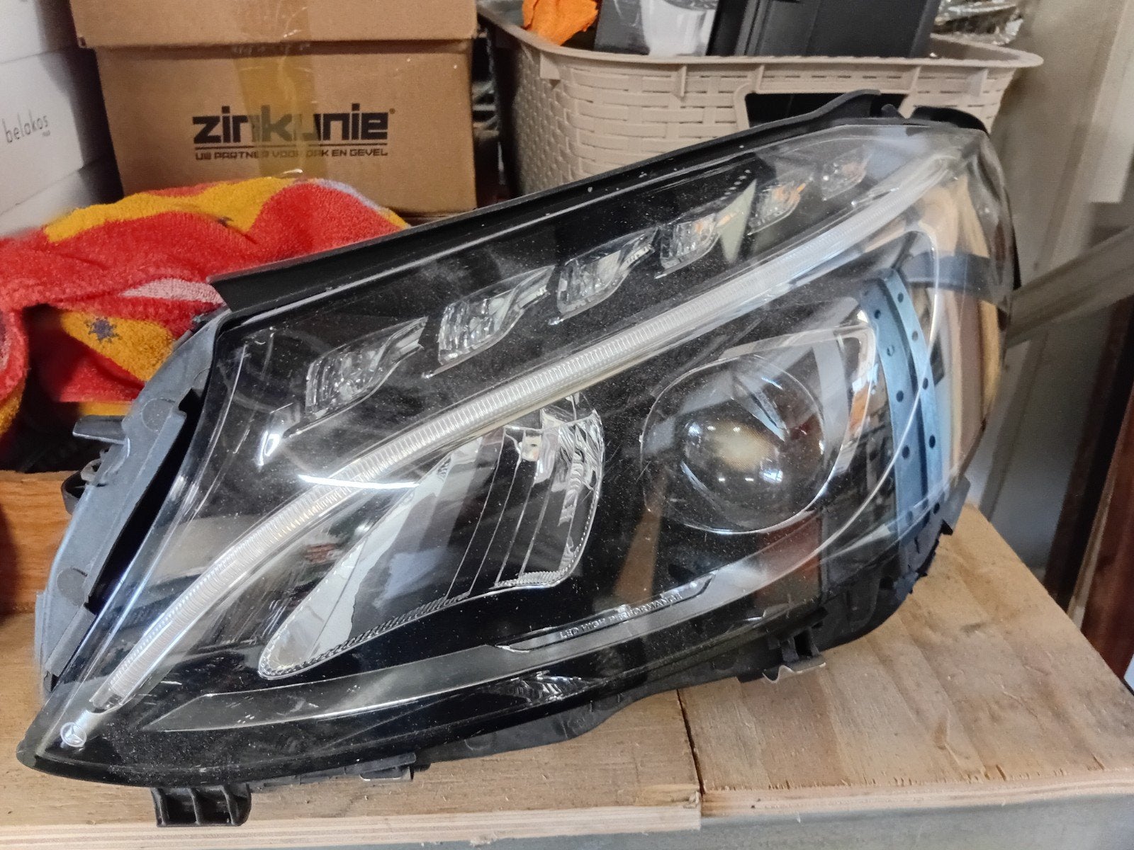 Koplamp mercedes c klasse, Ophalen