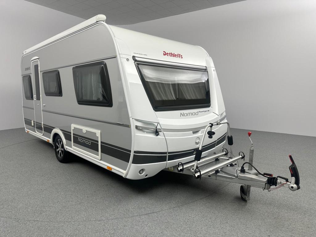 Dethleffs Nomad Avantgarde 460 EL Cassetteluifel Mover, Caravans en Kamperen, Bedrijf, Koelkast, 1250 - 1500 kg, 2 aparte bedden