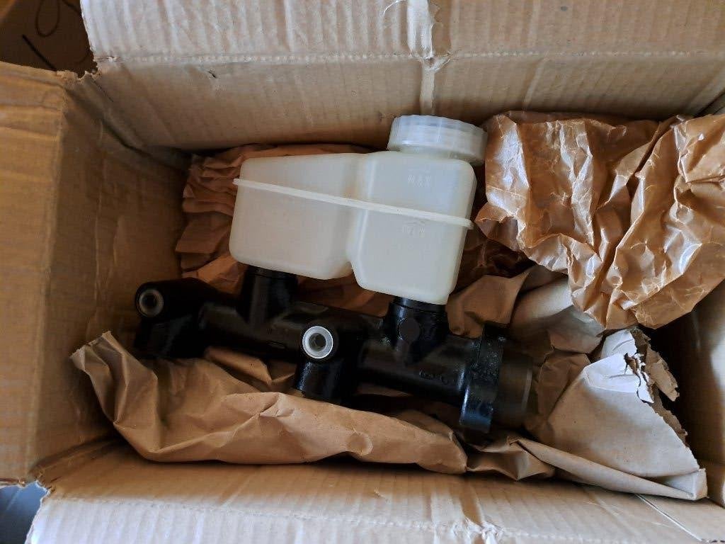 Hoofdremcylinder Opel Kadett D en Ascona C, Ophalen of Verzenden, Nieuw, Opel