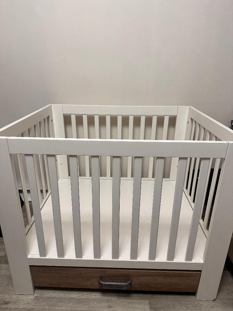GRATIS kinderbox, Kinderen en Baby's, Boxen, Ophalen, Gebruikt, Vierkant, In hoogte verstelbaar