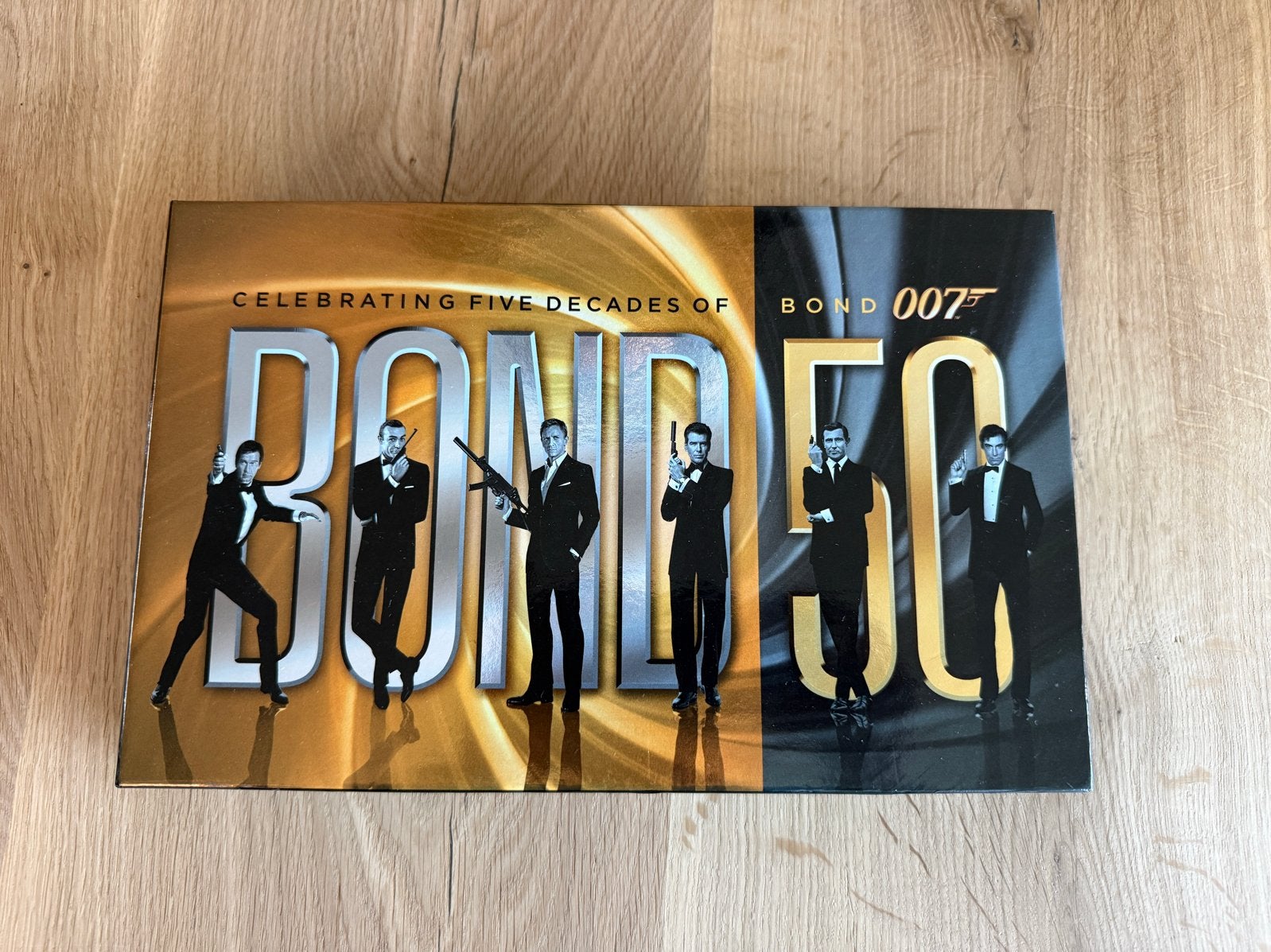 James Bond 007 Bond 50 Blu-ray Boxset - Celebrating 5 Decade, Cd's en Dvd's, Engels, Vanaf 16 jaar, Nederlands, Ophalen of Verzenden