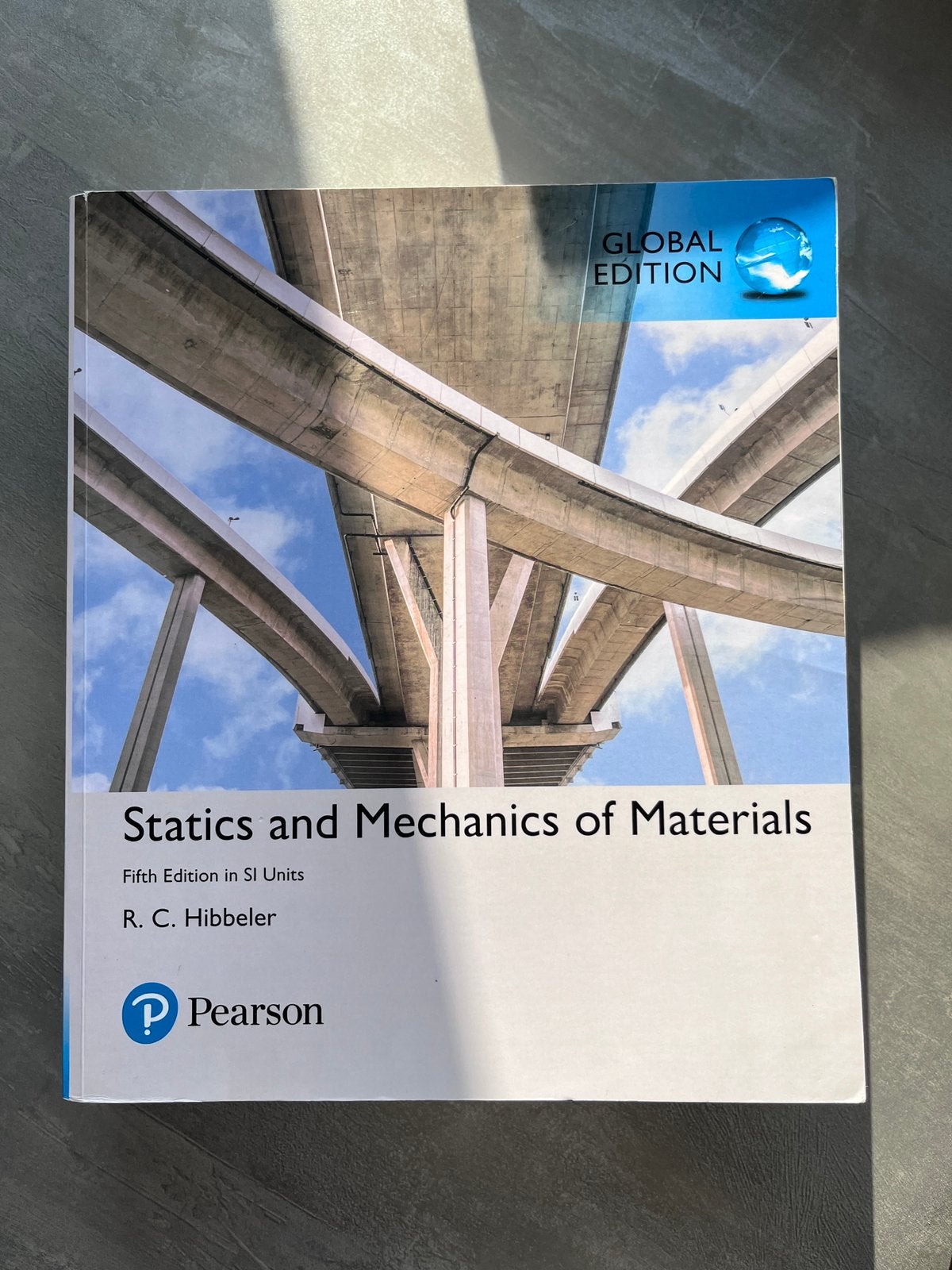 Statics And Mechanics Of Materials (5th Edition), Boeken, Ophalen of Verzenden, Zo goed als nieuw, Overige onderwerpen