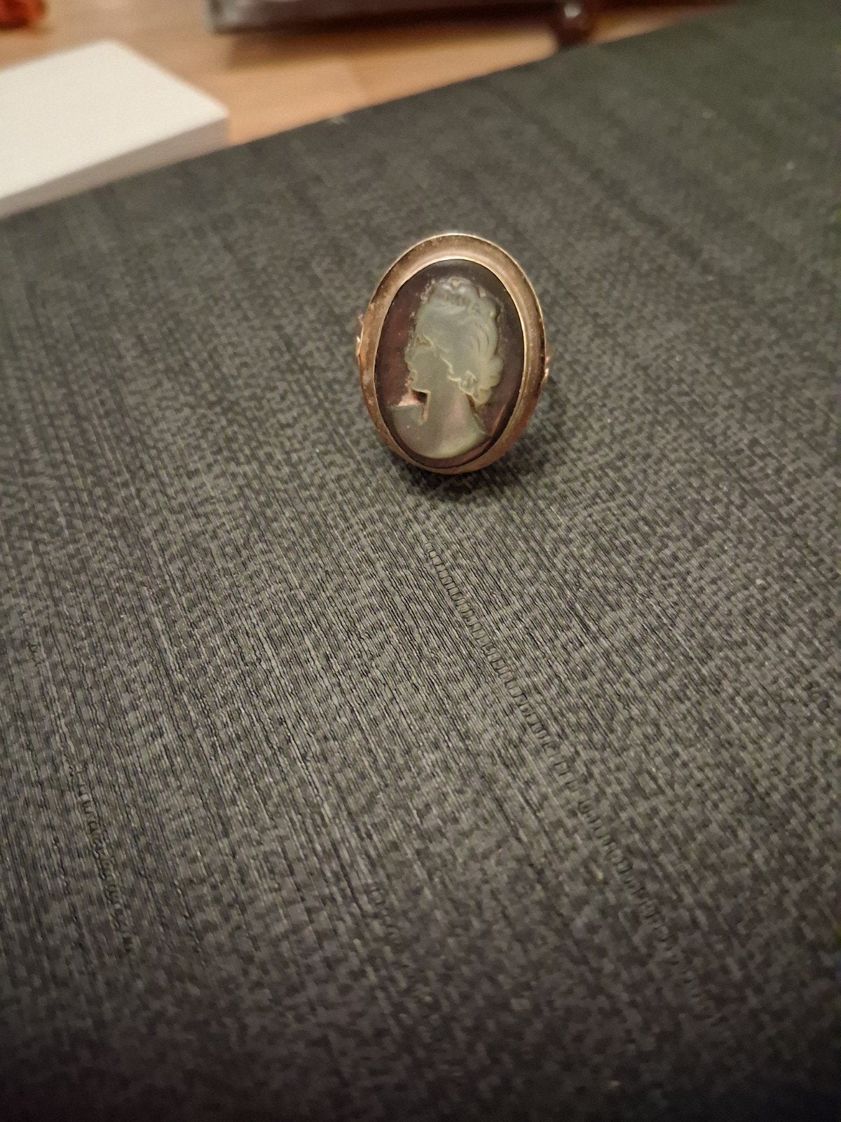 Vintage Camee Ring - Elegante Damesring met Profiel, Ophalen, Overige materialen, Gebruikt, 17 tot 18