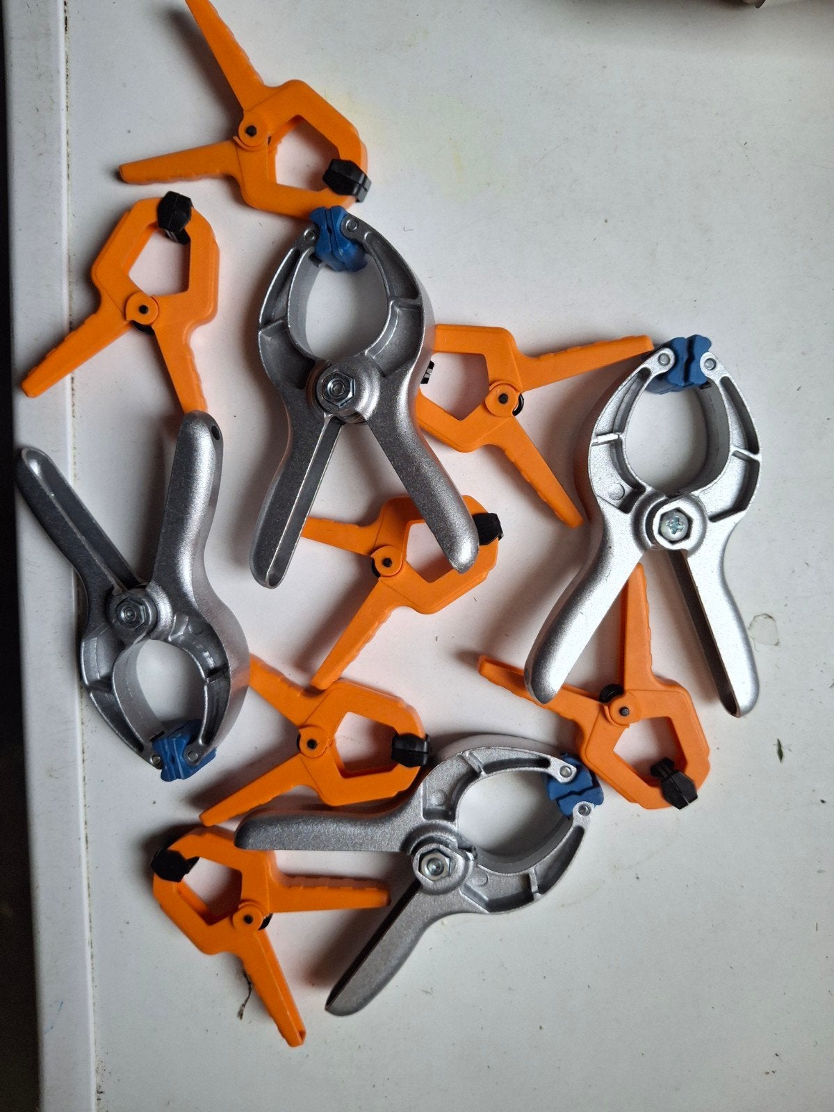 Set van diverse klemmen en veerklemmen, Doe-het-zelf en Verbouw, Ophalen of Verzenden