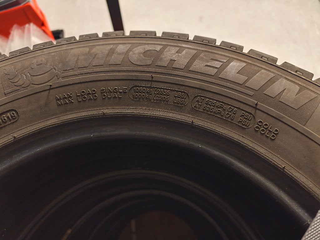 2x band Michelin Agilis 195 75 16 (195/75R16C)  ±7mm profiel, Ophalen