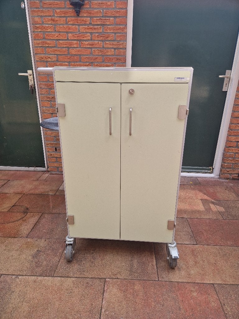 Trespa kast, industrieel, tandarts etc, Huis en Inrichting, Ophalen
