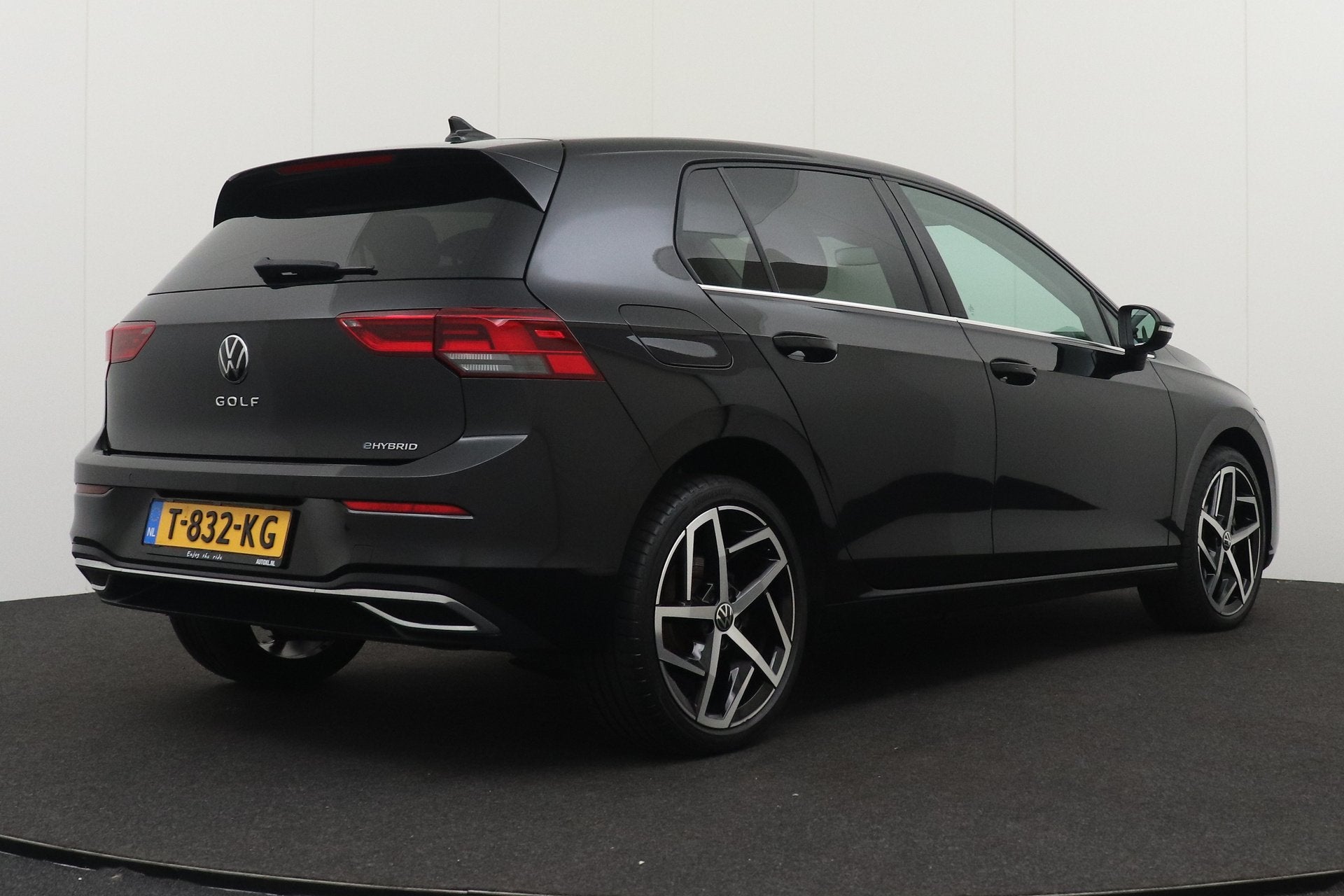 Volkswagen Golf 1.4 204 PK eHybrid PHEV Style/Sport Massage/, Dealer onderhouden, Stof, Gebruikt, 4 cilinders
