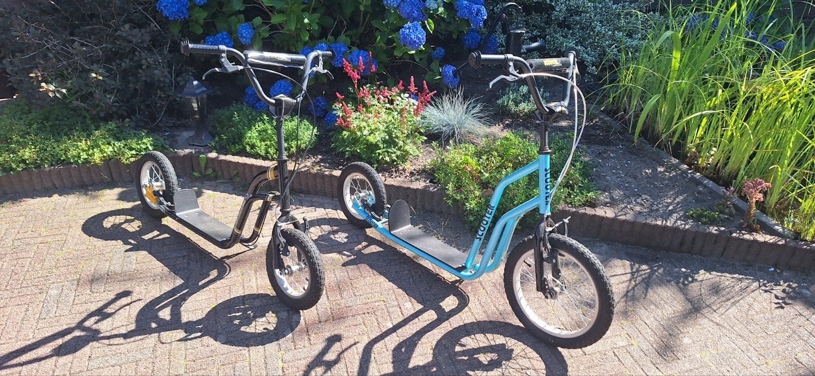 2x Leuke step met luchtbanden., Fietsen en Brommers, Steps, Ophalen, Gebruikt, Gewone step