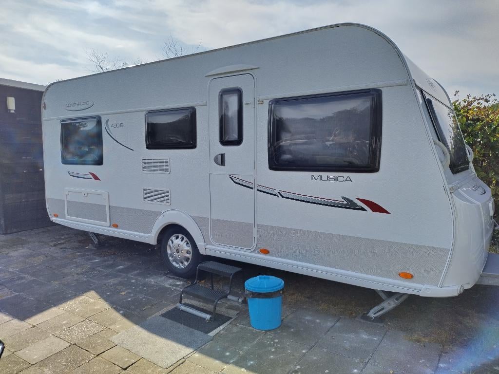 munsterland LMC 490E, Caravans en Kamperen, Schokbreker, Rondzit, 2 aparte bedden, Particulier