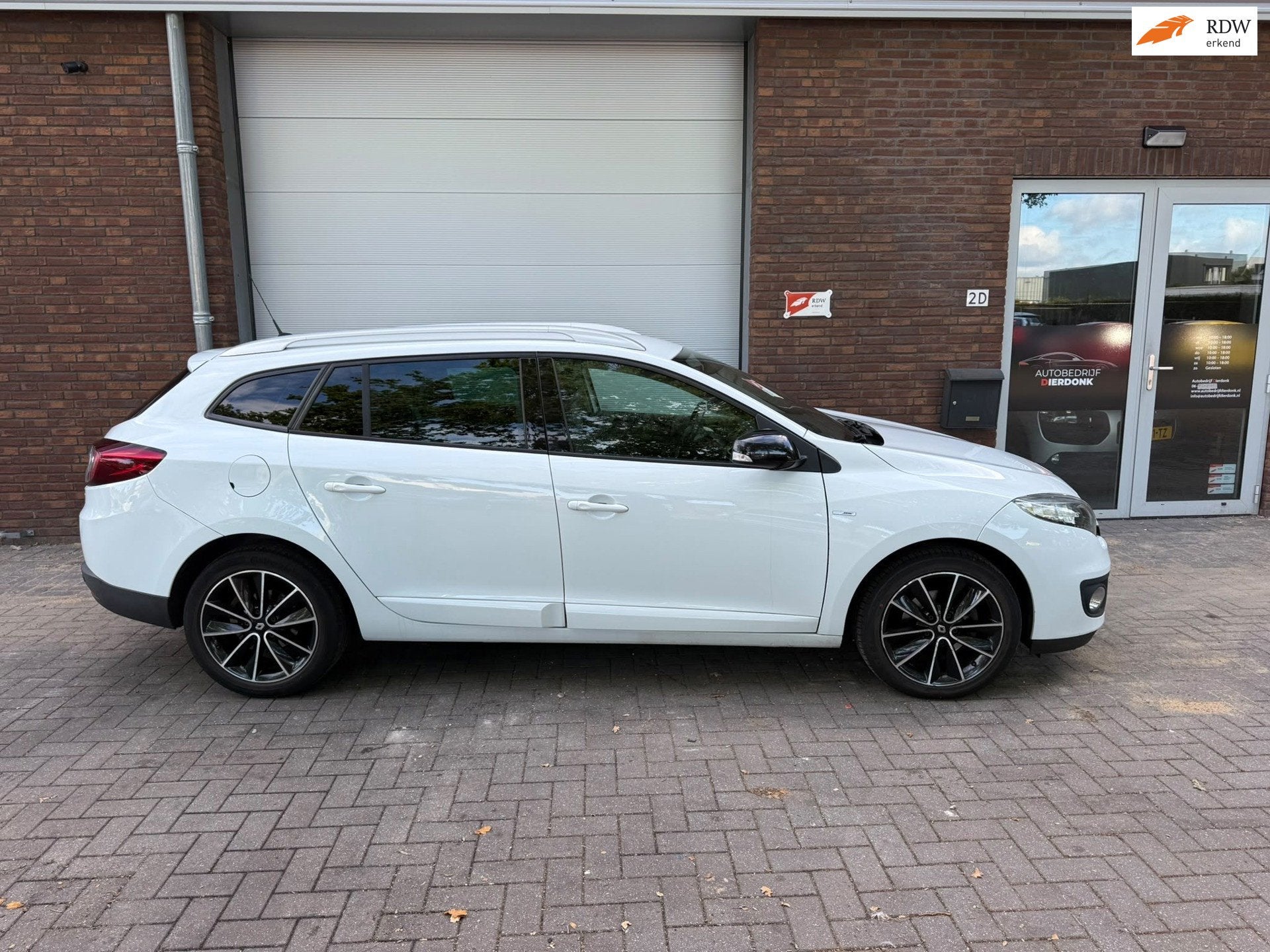 Renault Mégane Estate 1.4 TCe GT-Line|AIRCO|NIEUWE APK|NAVI, Voorwielaandrijving, Euro 5, Gebruikt, Zwart