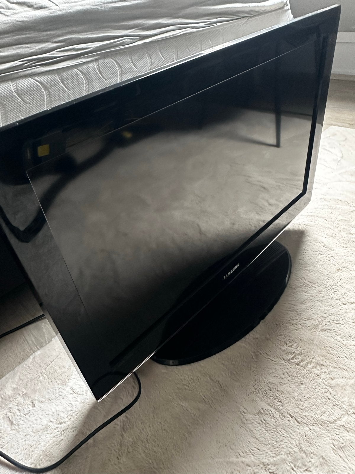 Samsung LE32B450 32 inch LCD TV, Ophalen, Gebruikt, 50 Hz, 80 tot 100 cm