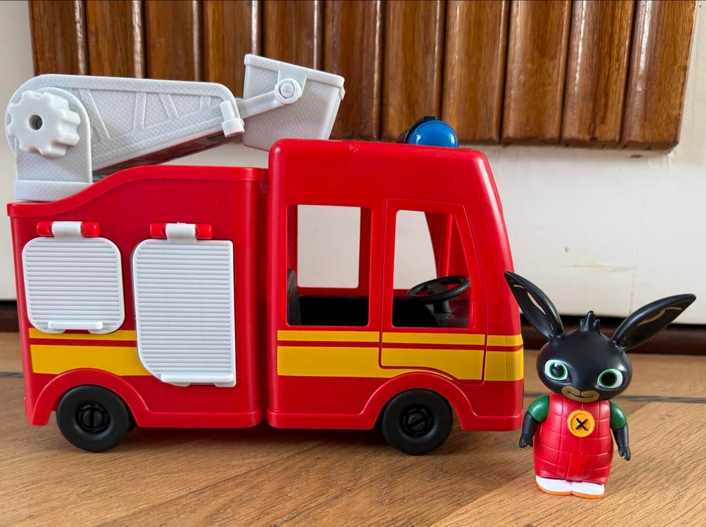 Bing Brandweerwagen met Licht, Geluid & Speelfiguur, Ophalen of Verzenden, Zo goed als nieuw