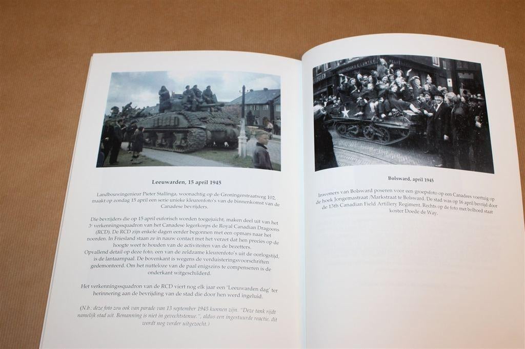WOII Friesland in 50 Foto's — 75 Jaar Bevrijding, Schaars, Ophalen of Verzenden, Gelezen